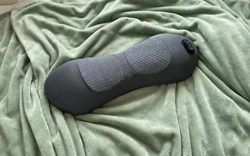 Massage Pillow/Tool for men and woman with back pain, with temperature controlled heating and vibrations, grey, USB Port